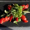 Фото к позиции меню Ассорти из свежих овощей и зелени