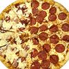 Фото к позиции меню Пицца большая с колбаской (2 вкуса)