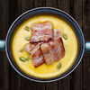 Фото к позиции меню Сливочный крем-суп из тыквы с беконом