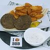 Фото к позиции меню Горячее блюдо Grill Beef & Potato и соус чесночный