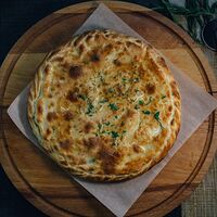 Пирог осетинский с ветчиной, сыром и грибами
