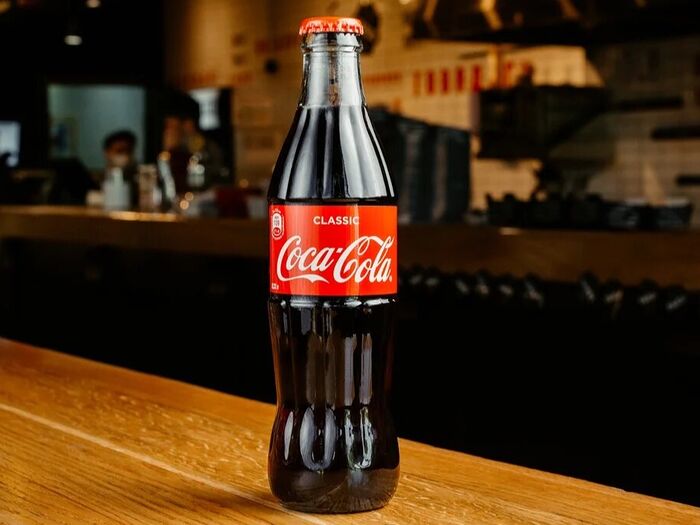Coca-Cola в стеклянной бутылке