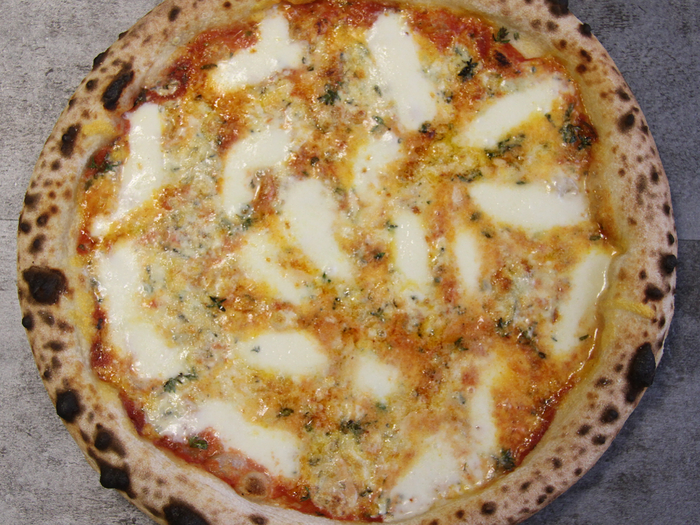Пицца Кватро формаджи 33 см