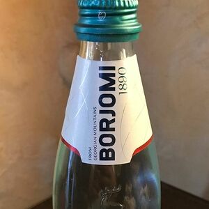 Вода Borjomi