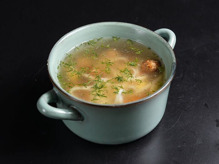 Куриный суп с фрикадельками
