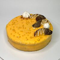 Торт Шоколадный с кокосом, манго и апельсином