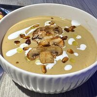 Грибной крем-суп с кедровым орехом