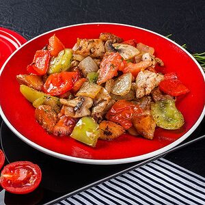 Сковородка с курицей