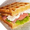 Фото к позиции меню Вафля-сэндвич с семгой