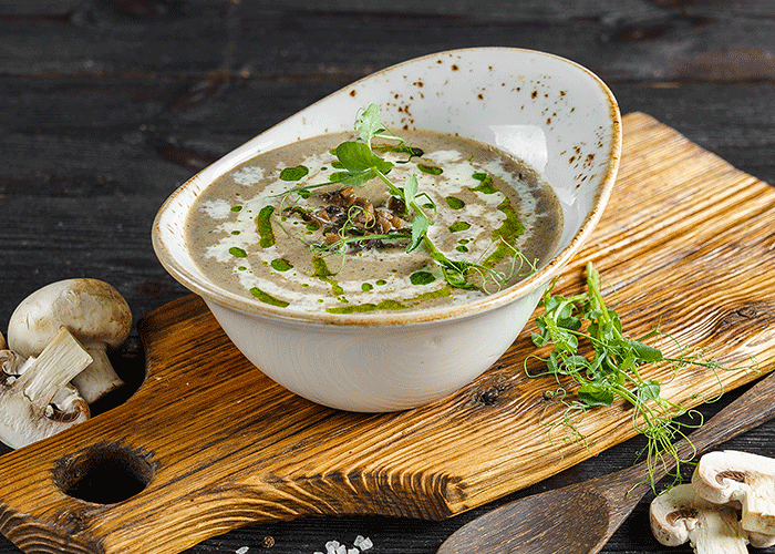 Классический крем-суп из белых грибов