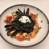 Фото к позиции меню Спагетти с чернилами каракатицы и морепродуктами