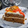 Фото к позиции меню Морковный торт с грецким орехом и корицей