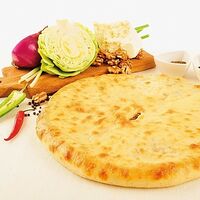Осетинский пирог с капустой и осетинским сыром