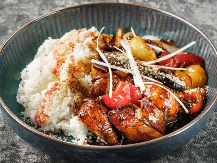 Японский рис с куриным филе