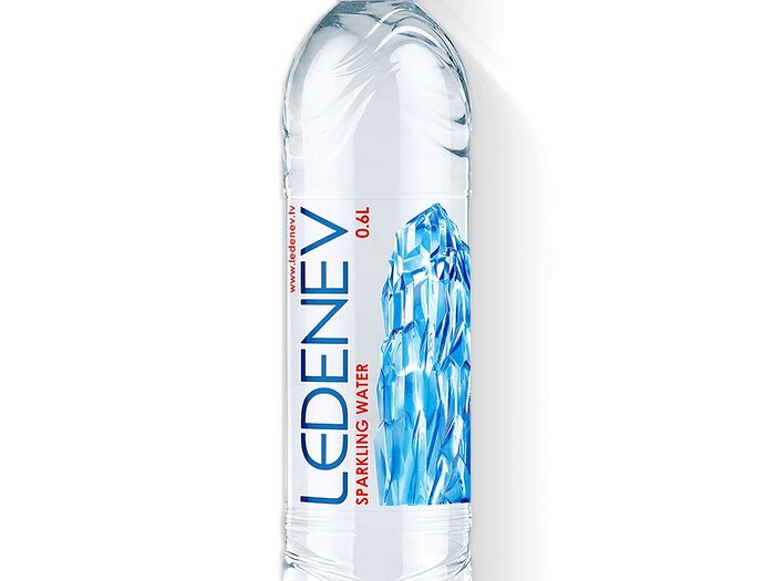 Вода газированая Ledenev