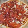 Фото к позиции меню Пицца с колбасками