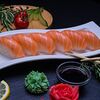 Фото к позиции меню Сет из суши с лососем 6 шт