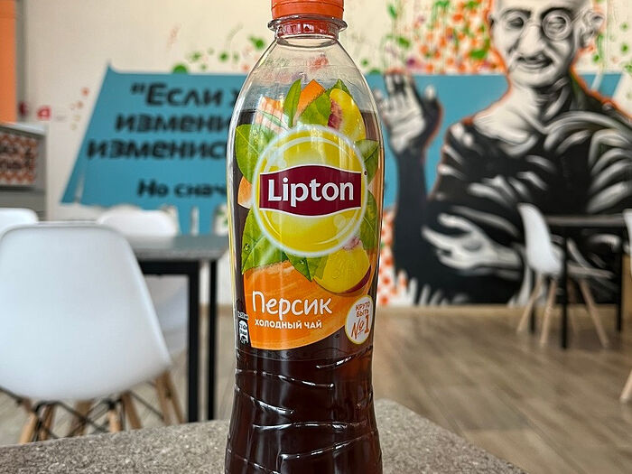 Чай Lipton черный со вкусом персика
