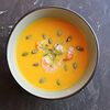 Фото к позиции меню Крем-суп с тыквой и креветками