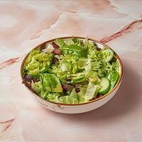 Зеленый салат со шпинатом