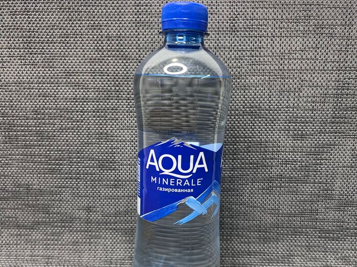 Вода газированная Aqua