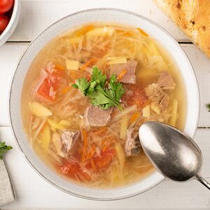 Щи из свежей капусты с мясом