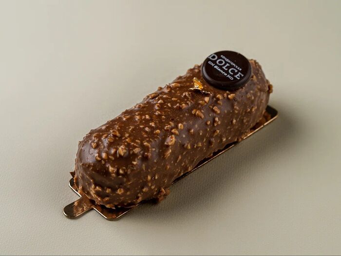 Десерт Dolce Шоколадный с вишней