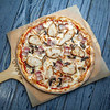 Фото к позиции меню Пицца поло с куриной грудкой