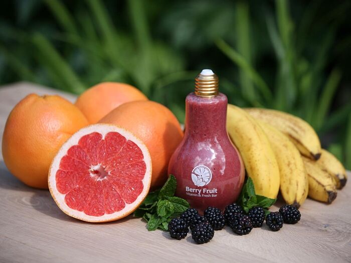 Berry Fruit Vitamin & Fresh Bar