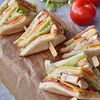 Фото к позиции меню Клаб-сэндвич с курицей