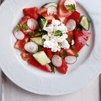 Салат овощной с оливковым маслом