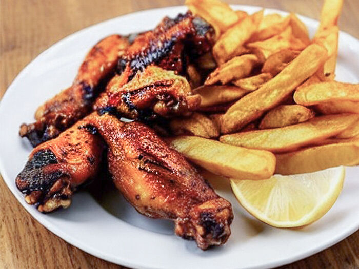 Chicken wings & chips