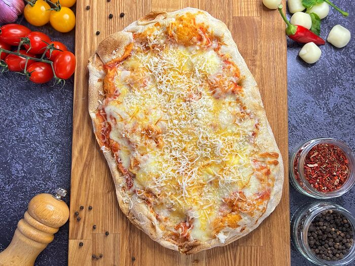 Римская пицца Четыре сыра