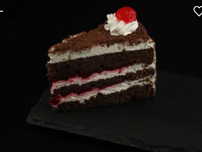Пирожное-торт Черный лес