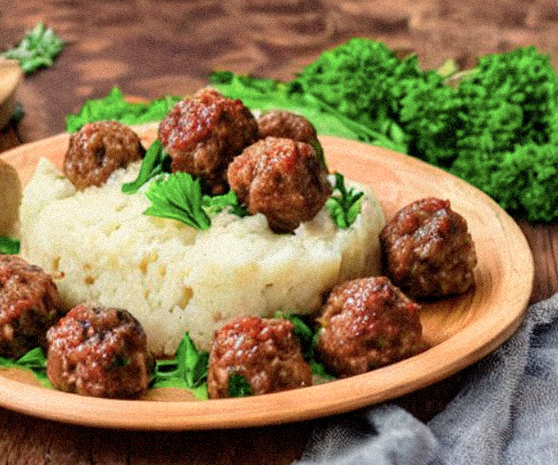 Nshima & saucy mince balls