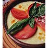 Фото к позиции меню Сыр Сулугуни на кеци с помидорами