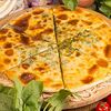 Фото к позиции меню Хачапури со шпинатом и сыром большое