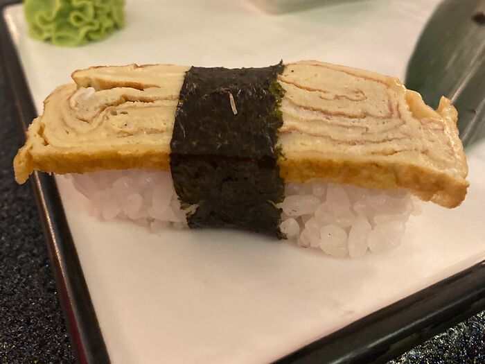Тамаго яки суши