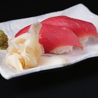 Нигири с желтоперым тунцом - Nigiri With Yellowfin Tuna