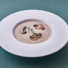 Фото к позиции меню Грибной крем-суп со слайсами из шампиньонов