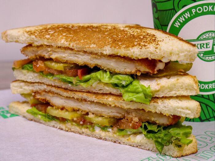 Сэндвич с куриной котлетой