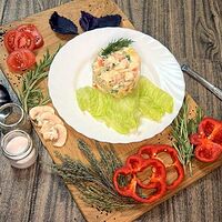 Столичный с запеченной курицей