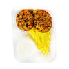 Фото к позиции меню Биточки из индейки и рикотты с картофельным пюре и сливочно-горчичным соусом