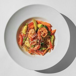 Wok с креветками