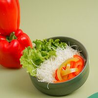 Каша овсяная с моцареллой, пармезаном и маринованным перцем