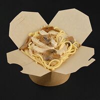 Спагетти с курицей и грибами