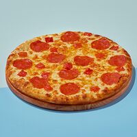 Пицца «Сливочная пепперони» 24 см