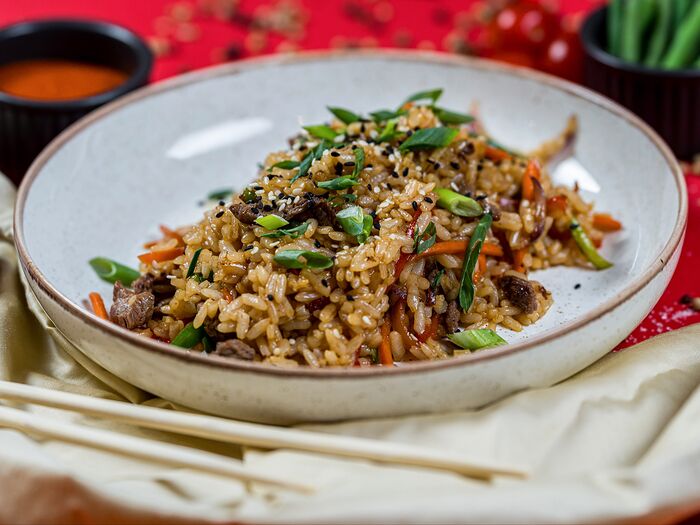 Китайский Wok с рисом и свининой