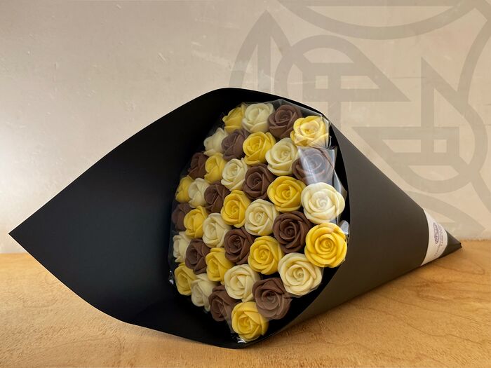 Букет из 37 шоколадных роз (БЖМ_ч)