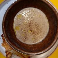 Крем-суп грибной из белых грибов и шампиньонов с трюфельным маслом
